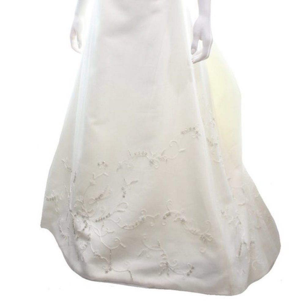 MATTHEW CHRISTOPHER STRAPLESS WEDDING DRESS SIZE 6 - Picture 8 of 9